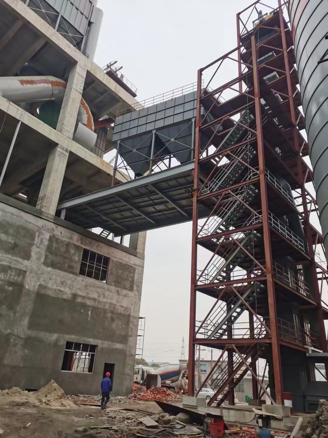 江蘇宜興東一建材年產(chǎn)200萬噸水泥生產(chǎn)線機(jī)電及鋼結(jié)構(gòu)項(xiàng)目